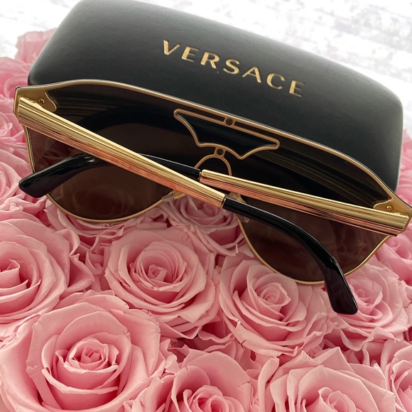 Versace sunglasses - Picture 4 of 5
